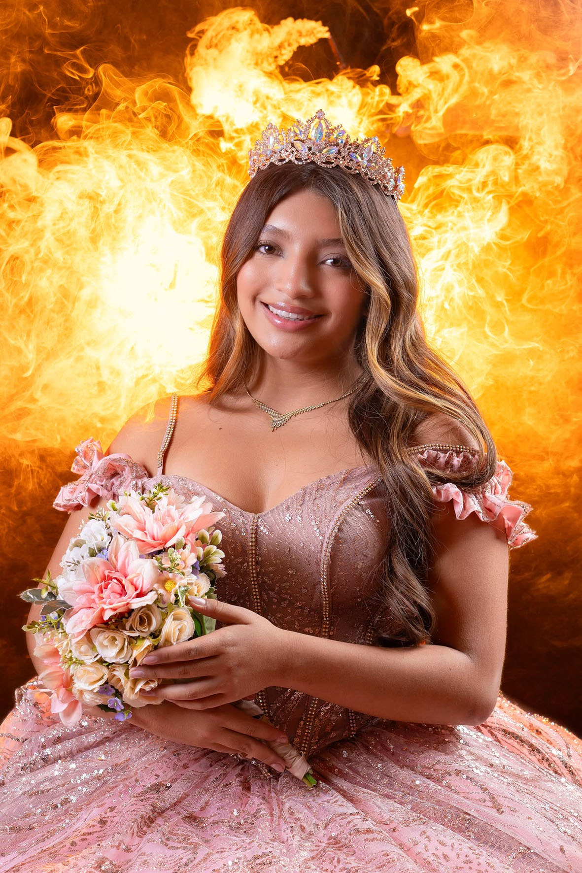 Sesión de XV años en Luxury Studios